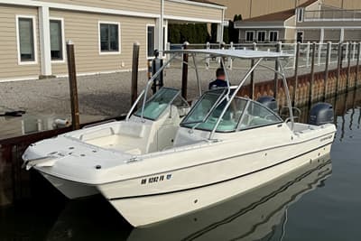 BOATZON | Carolina Cat 23DC 2015 BOATZON | Carolina Cat 23DC 2015