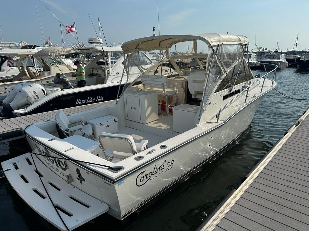 2005 Carolina Classic 28 - Sold Boat