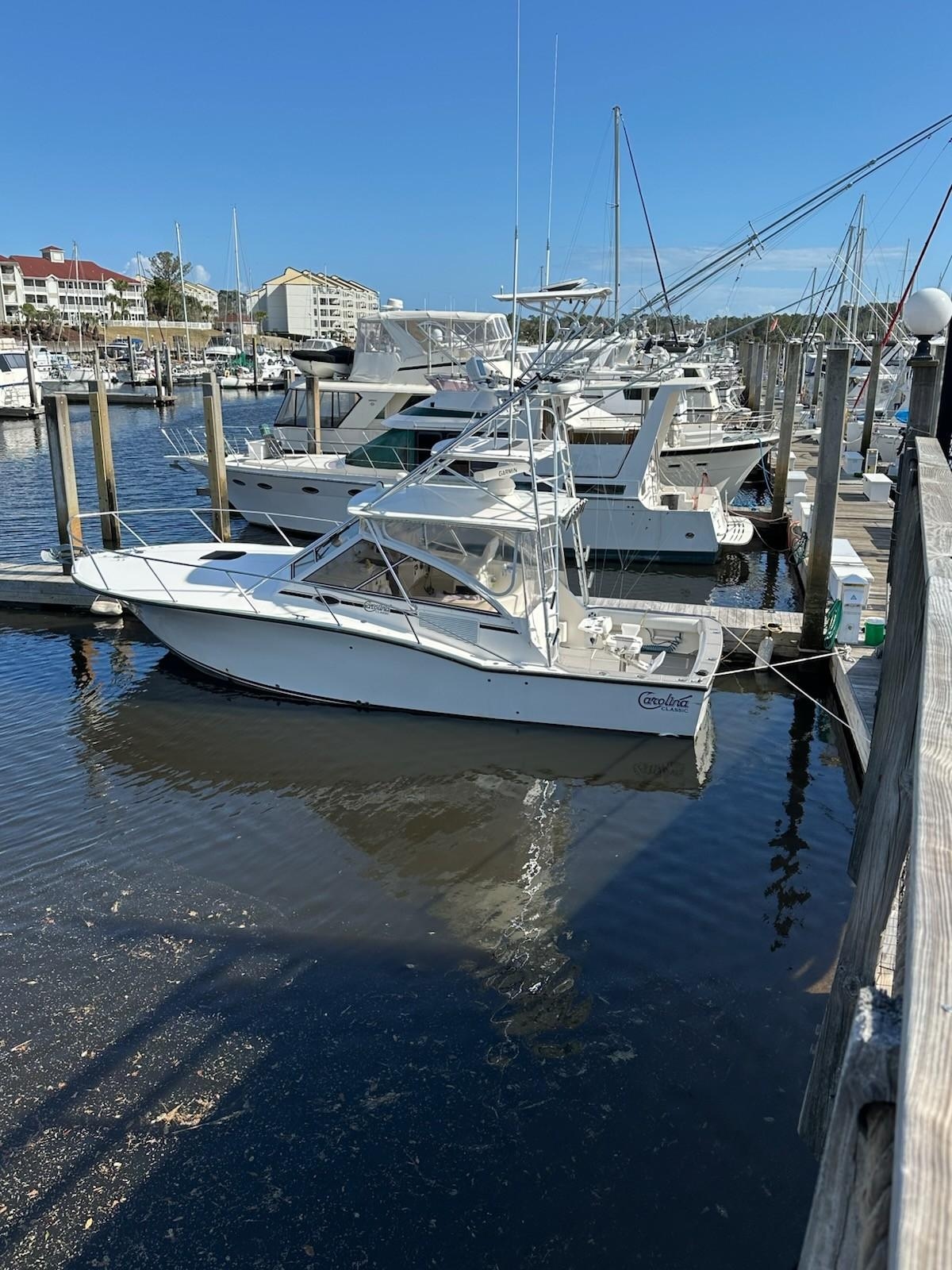 2001 Carolina Classic 35 - Sold Boat