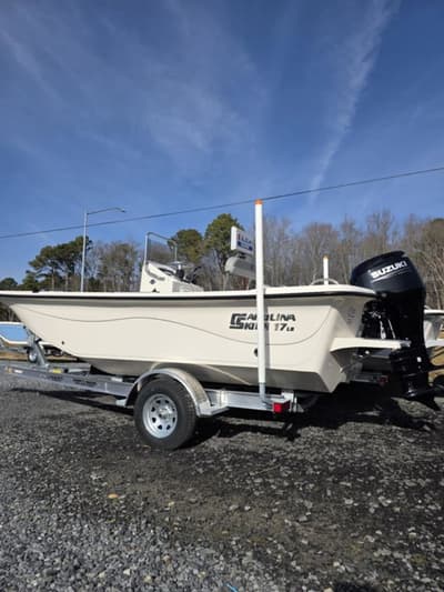 BOATZON | Carolina Skiff 17 LS 2026