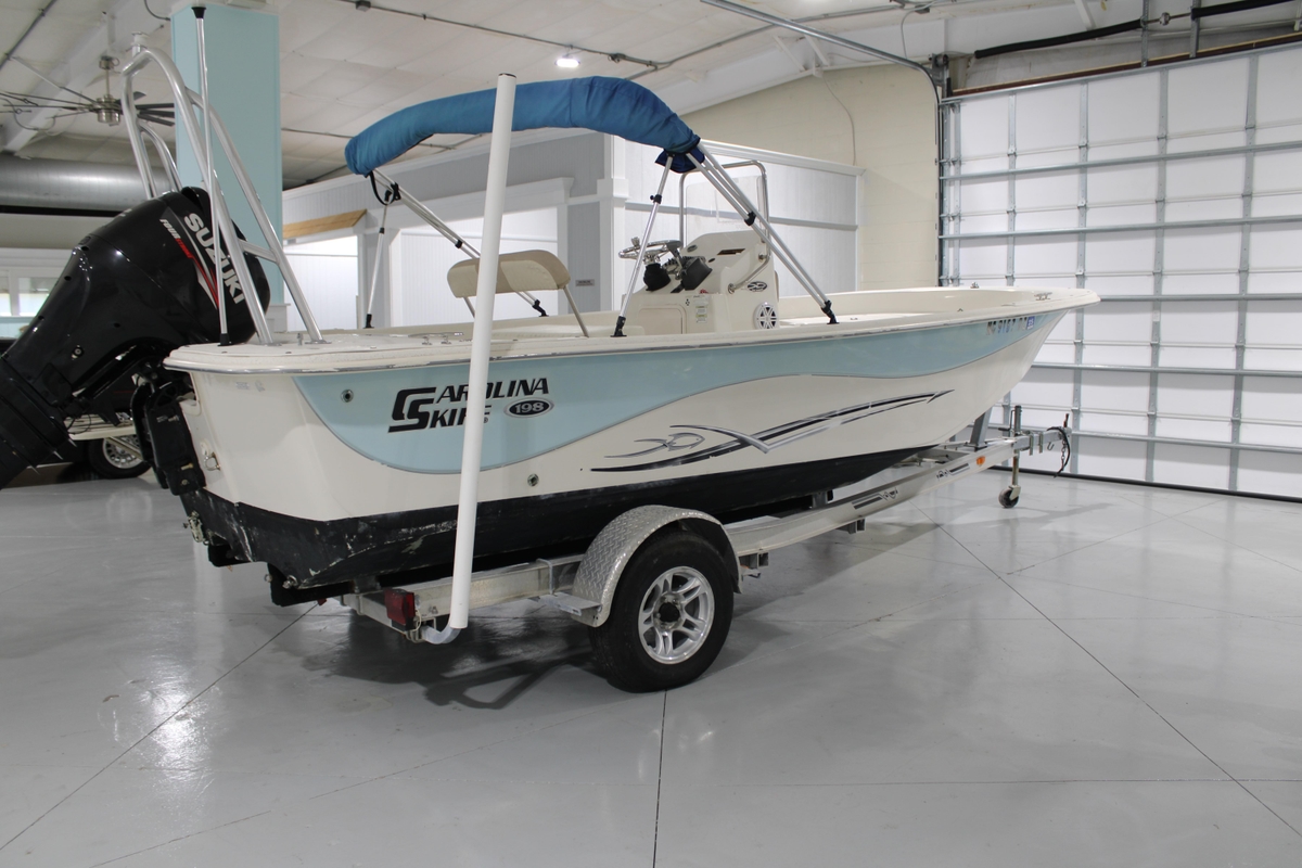 2014 Carolina Skiff 198 DLV - Sold Boat