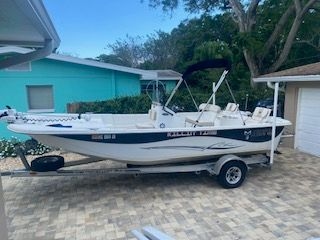 2014 Carolina Skiff 218 DLV - Sold Boat