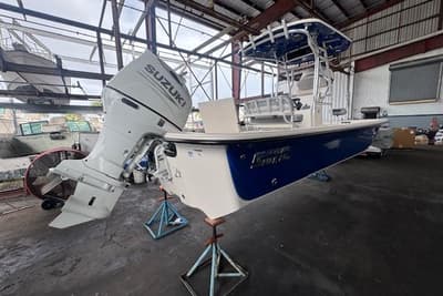 BOATZON | Carolina Skiff 25 LS 2026