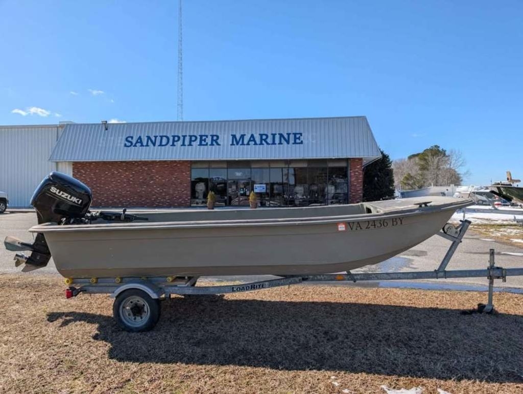 2015 Carolina Skiff DLX Series 16 - Sold Boat