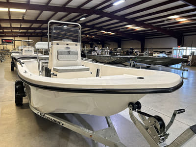 BOATZON | Carolina Skiff E18 JVX CC 2026