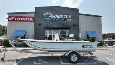 BOATZON | Carolina Skiff E18 JVX CC 2027
