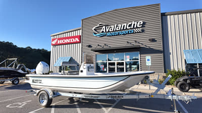 BOATZON | Carolina Skiff E18 JVX CC 2027 BOATZON | Carolina Skiff E18 JVX CC 2027