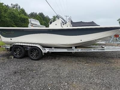 BOATZON | Carolina Skiff E18JVX CC 2025