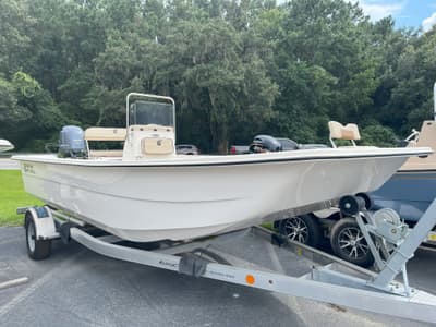 BOATZON | Carolina Skiff E21 DLX CC 2024