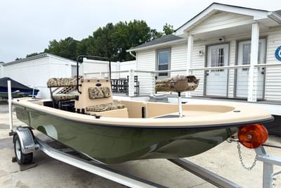 BOATZON | Carolina Skiff E21 DLX CC Sportsman 2026