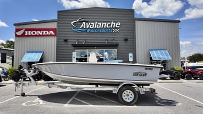 BOATZON | Carolina Skiff EV180 Sea Skiff 2026
