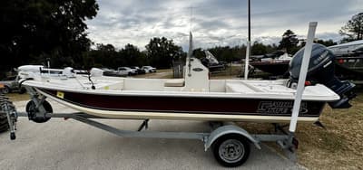 BOATZON | Carolina Skiff JV Series 17CC 2015