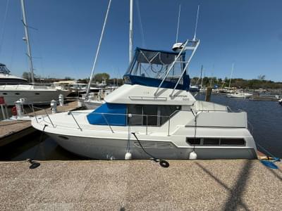 BOATZON | Carver 325 Aft Cabin 1996