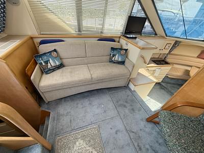 BOATZON | Carver 325 Aft Cockpit Motoryacht 1996