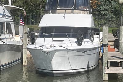 BOATZON | Carver 33 Aft Cabin Motor Yacht 1992