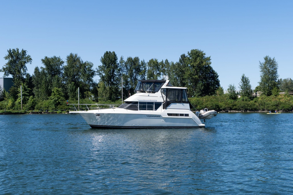 1998 Carver 355 Aft Cabin Motor Yacht - Sold Boat