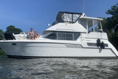 BOATZON | Carver 356 Aft Cabin Motor Yacht 1995