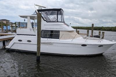 BOATZON | Carver 356 Aft Cabin Motor Yacht 2003