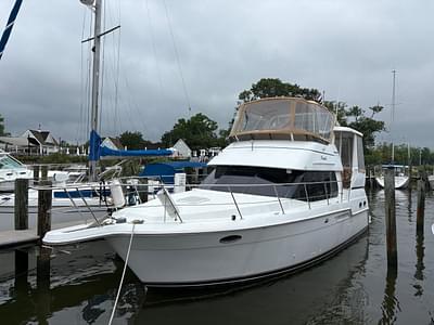 BOATZON | Carver 356 Motor Yacht 1999