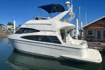 BOATZON | Carver 360 Sport Sedan 2005
