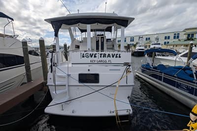 BOATZON | Carver 370 Aft Cabin Motor Yacht 1994