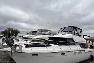 BOATZON | Carver 370 Voyager 1995