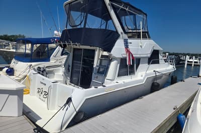 BOATZON | Carver 370 Voyager 1998