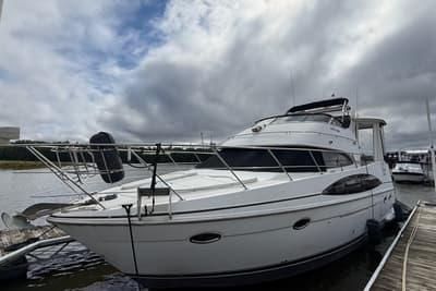 BOATZON | Carver 396 Aft Cabin Motor Yacht 2002