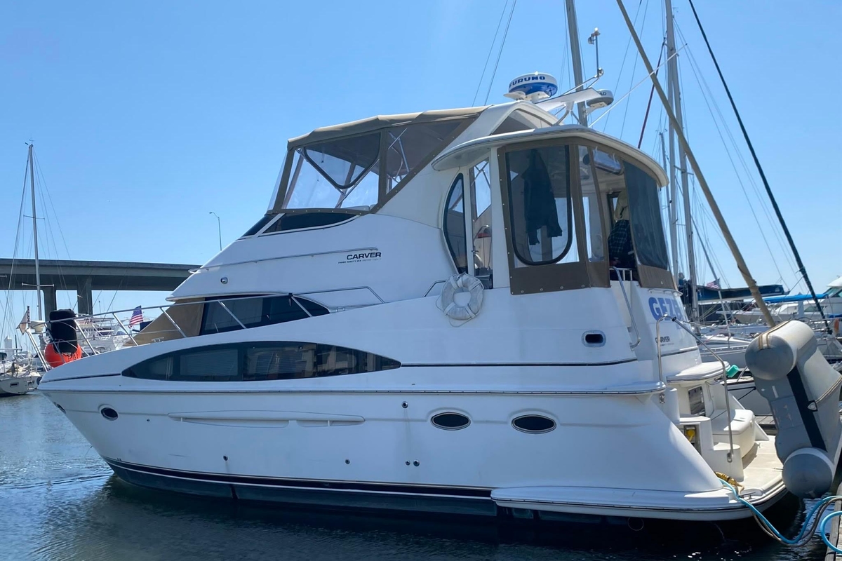 2001 Carver 396 Motor Yacht - Sold Boat