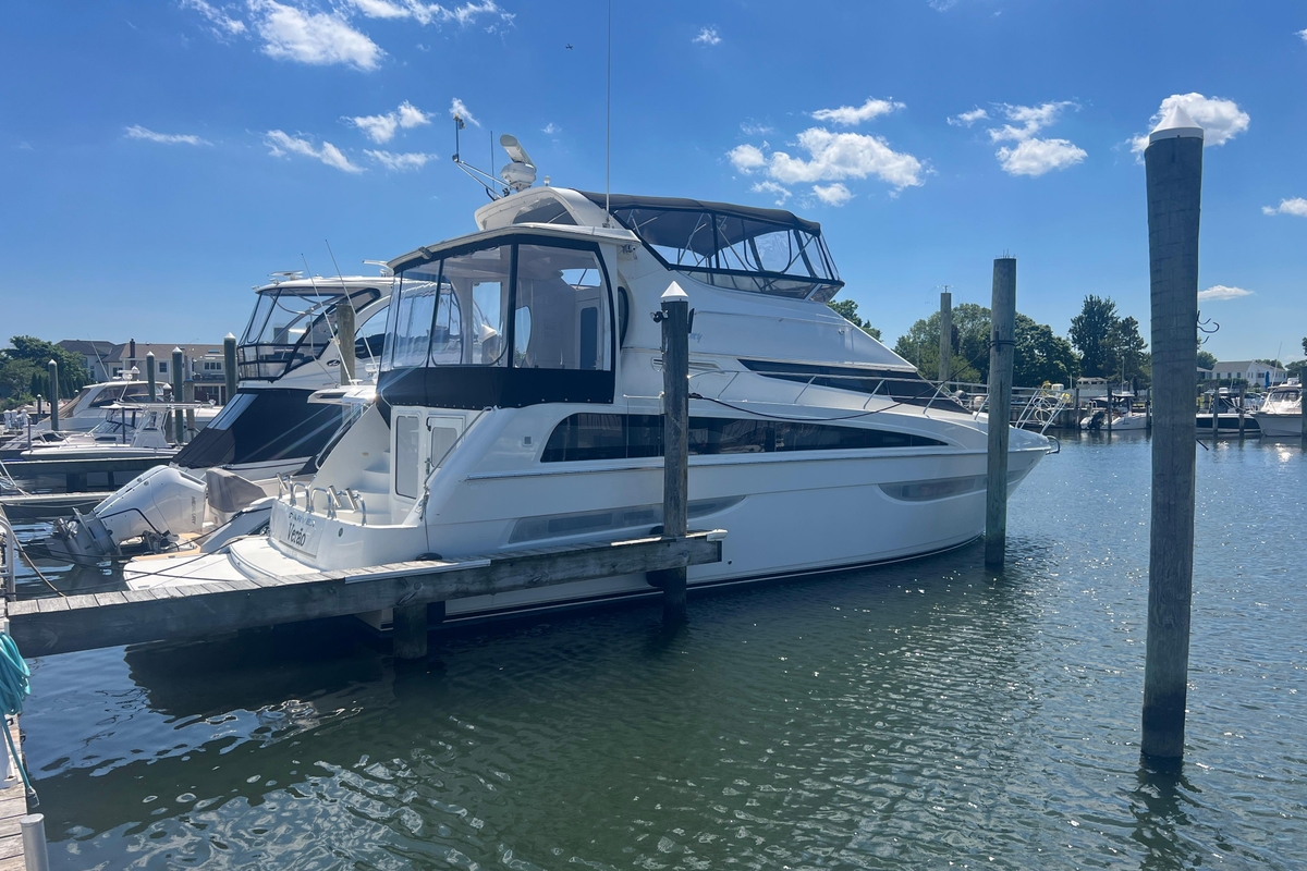 2006 Carver 43 Motor Yacht - Sold Boat