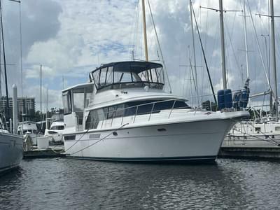 BOATZON | Carver 440 Aft Cabin 1995