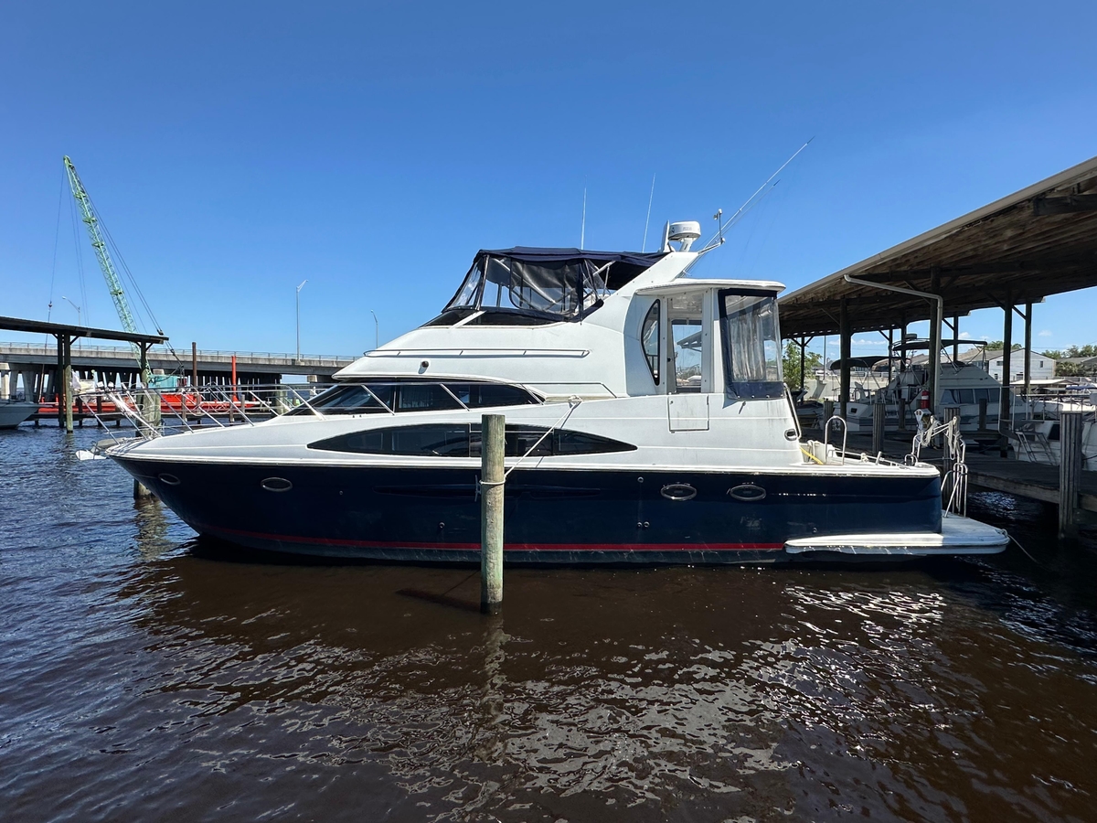 2002 Carver 444 Cockpit Motor Yacht - Sold Boat
