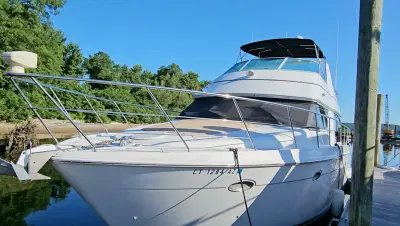 BOATZON | Carver 450 Voyager 2000