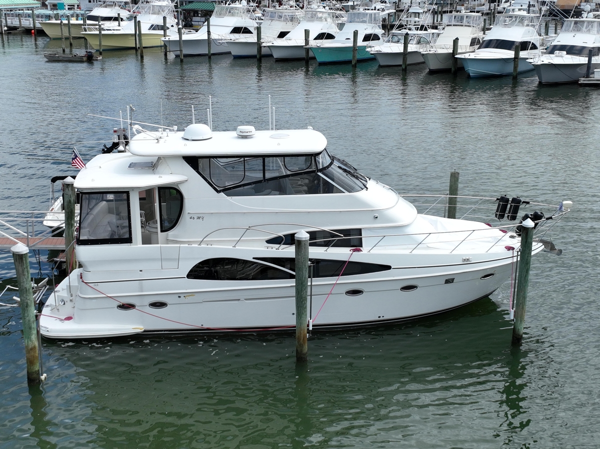 2006 Carver 46 Motor Yacht - Sold Boat