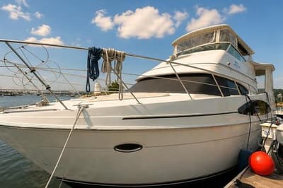 BOATZON | Carver 466 Motor Yacht 2001
