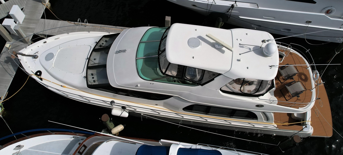 2006 Carver 56 Voyager - Sold Boat