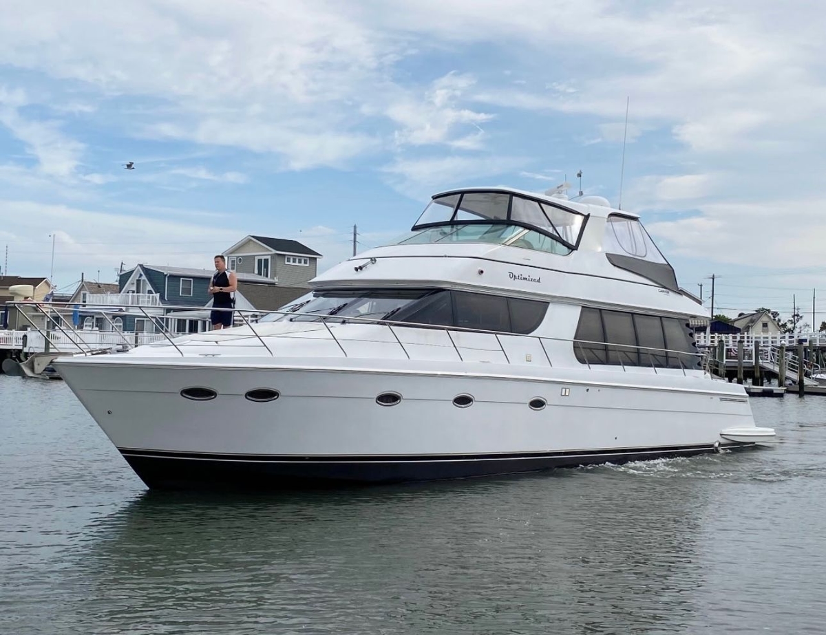2002 Carver 570 Voyager Pilothouse - Sold Boat