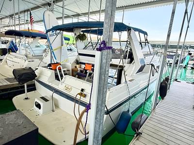 BOATZON | Carver Montego 3257 1988