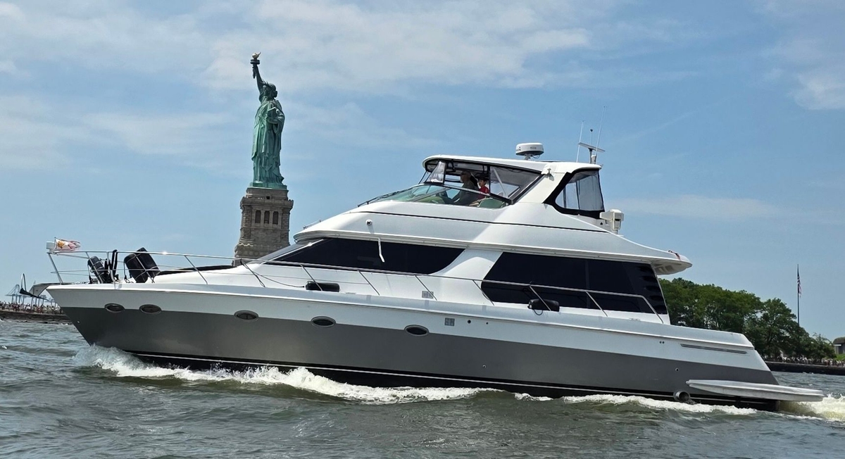 2002 Carver Voyager Pilothouse 530 - Sold Boat