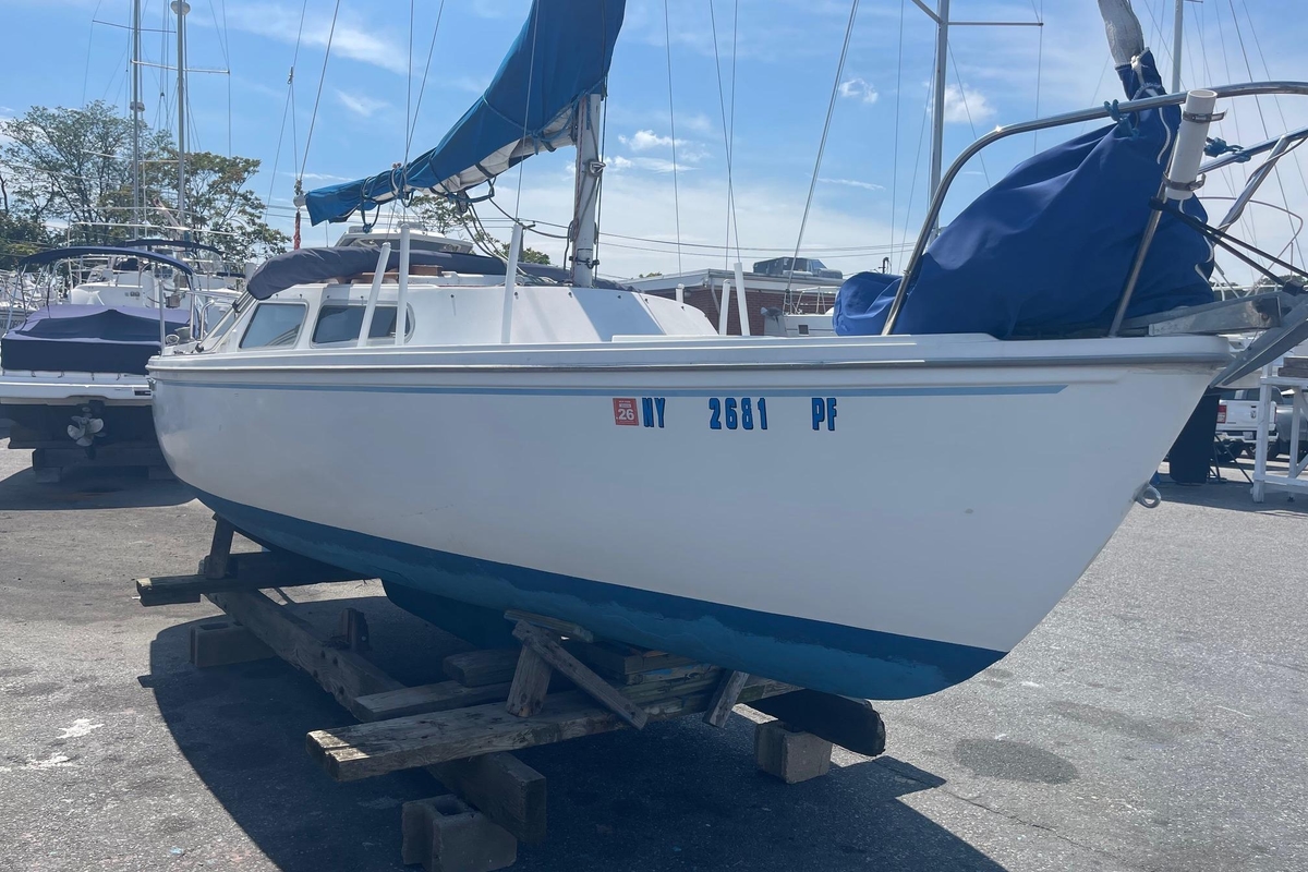 1982 Catalina 22 - Sold Boat