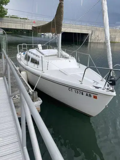 BOATZON | Catalina 22 1982 BOATZON | Catalina 22 1982