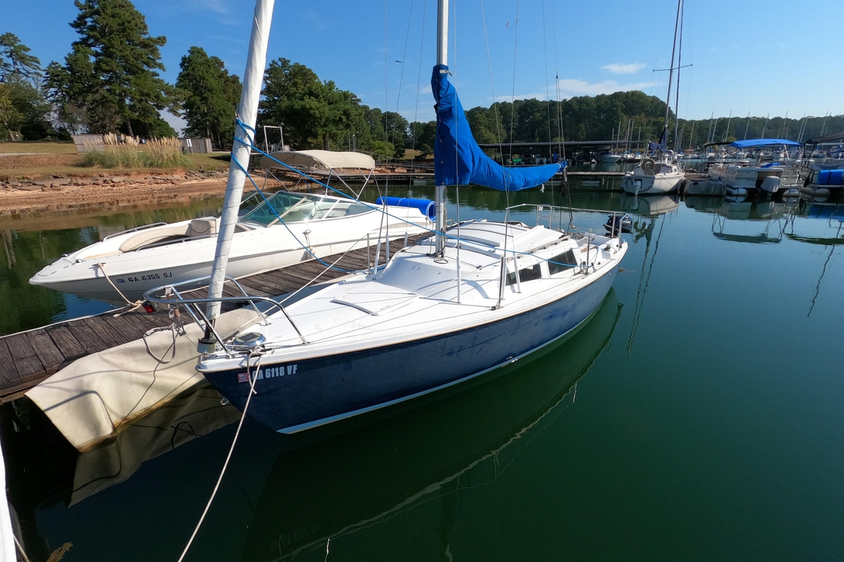 1983 Catalina 22Swing keel - Sold Boat
