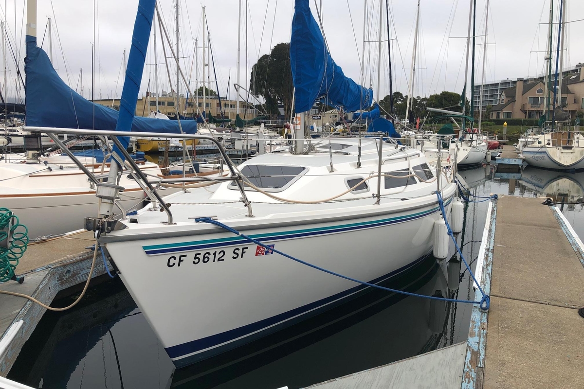 1995 Catalina 270 - Sold Boat