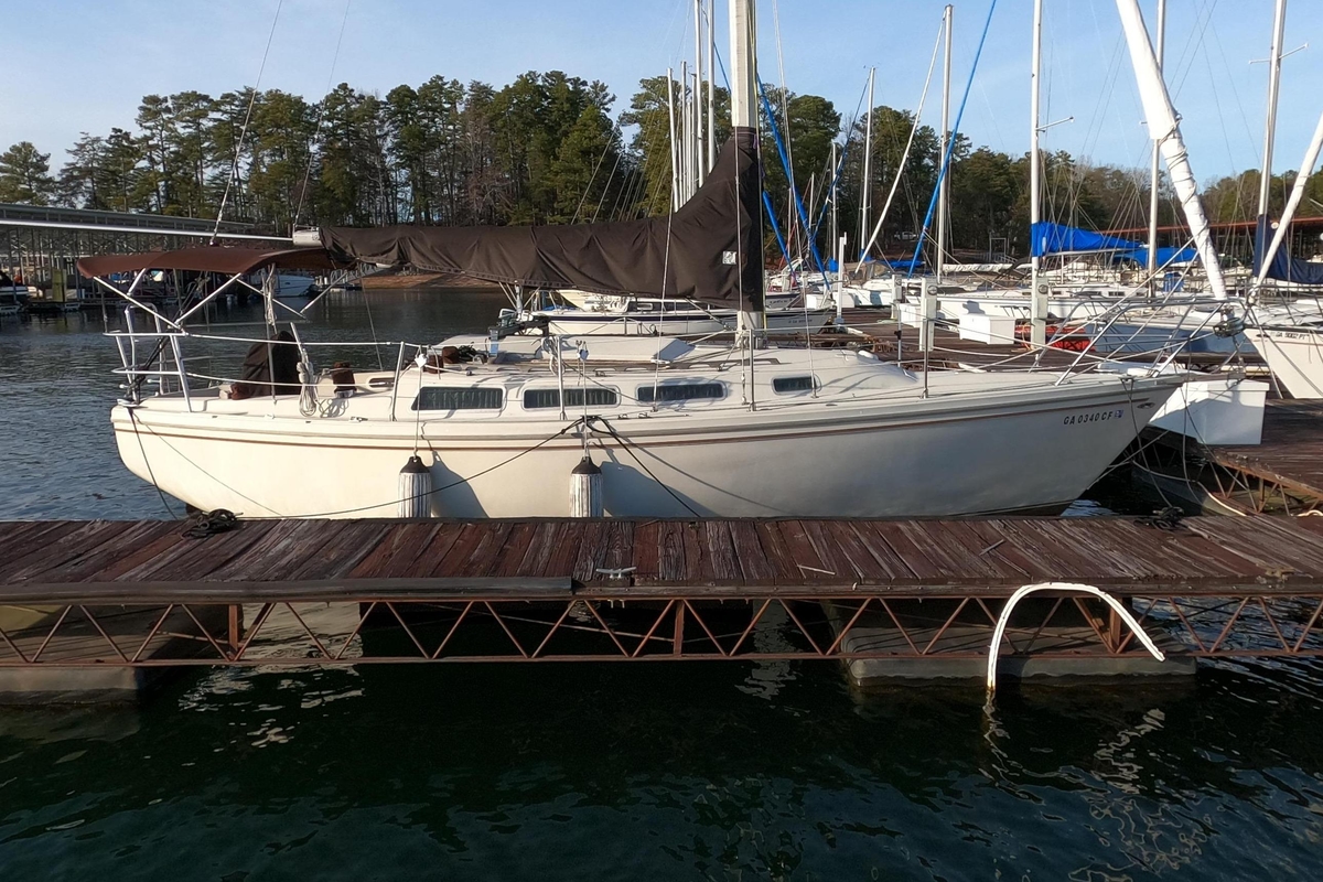 1980 Catalina 30 - Sold Boat