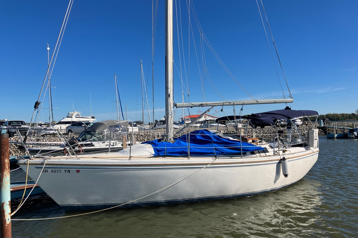 1986 Catalina 30 - Sold Boat