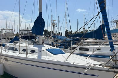 BOATZON | Catalina 320 1999