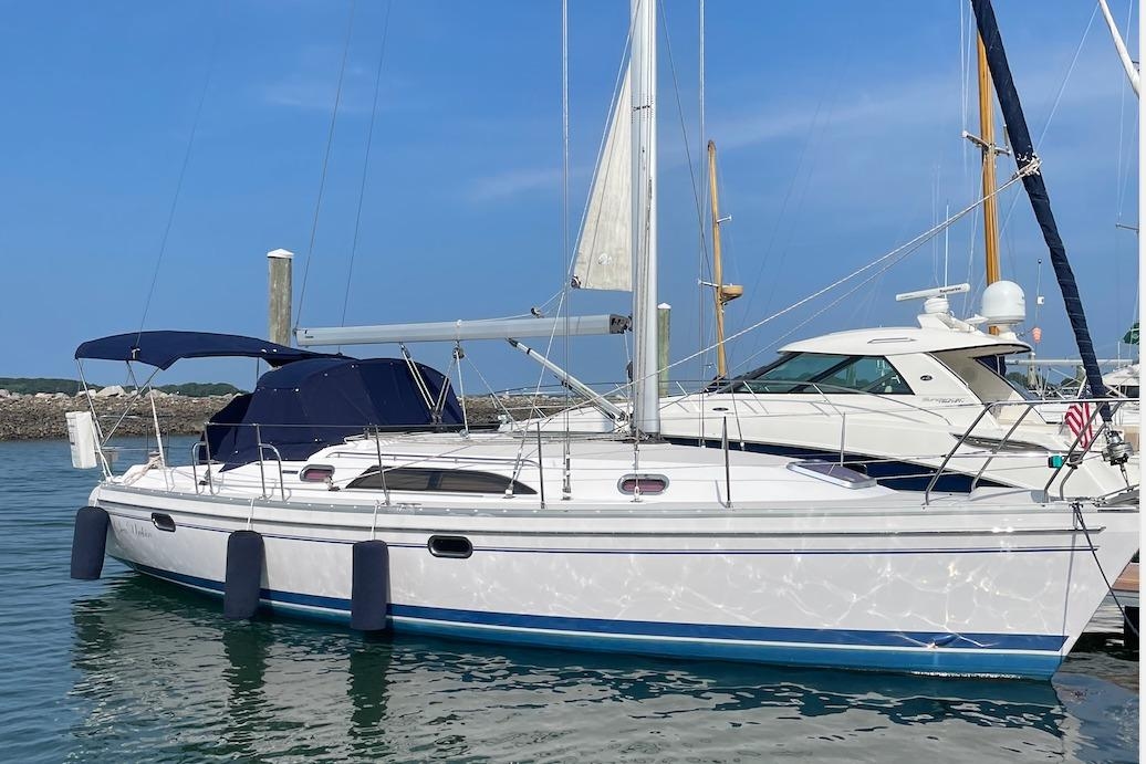 2013 Catalina 355 - Sold Boat