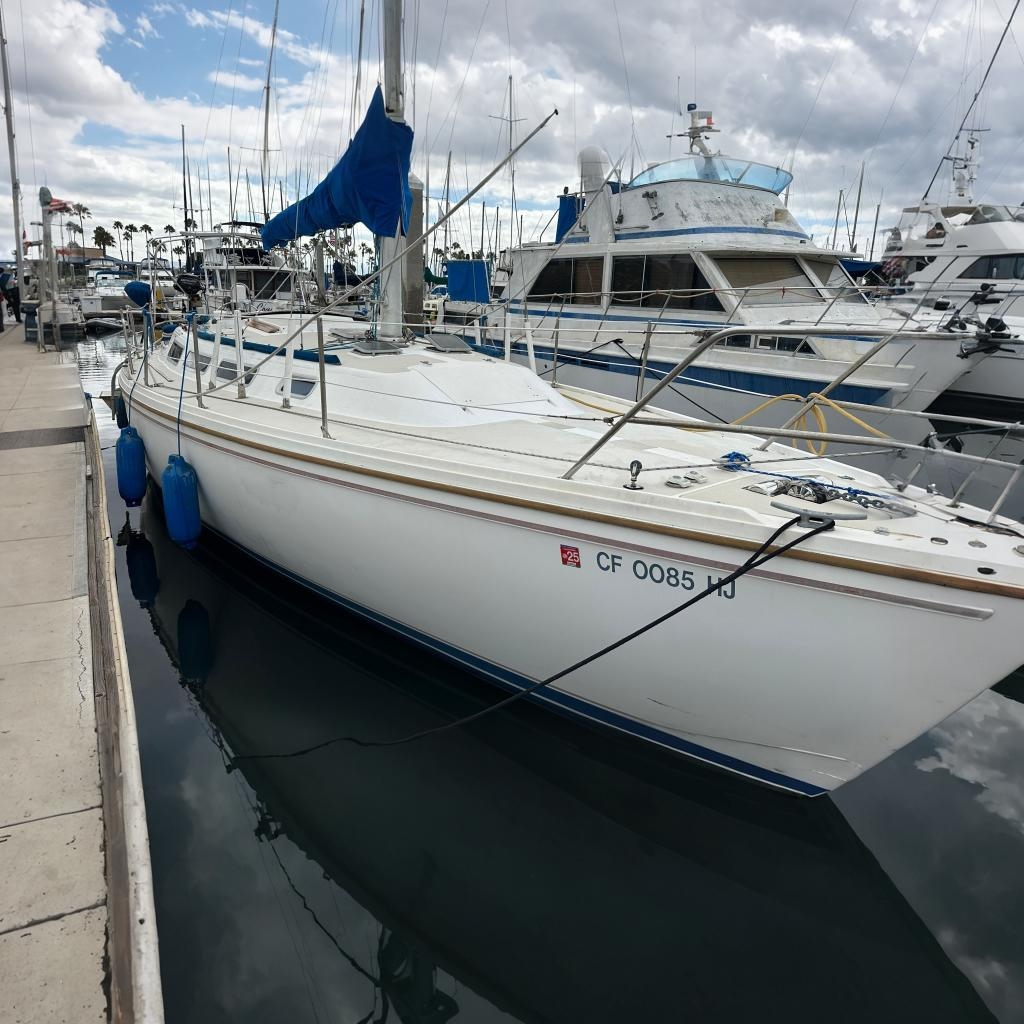 1985 Catalina 36 - Sold Boat
