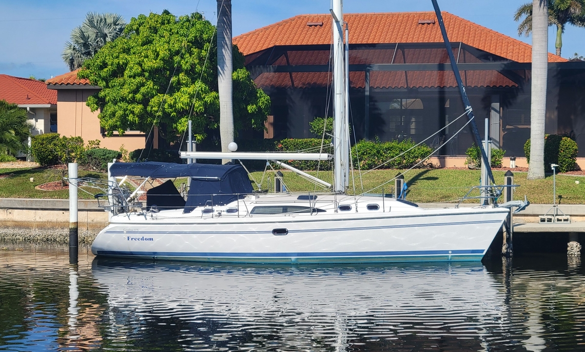 2011 Catalina 375 - Sold Boat