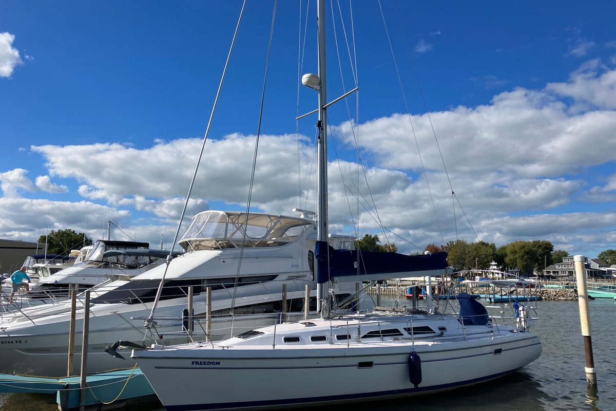 1999 Catalina 380 - Sold Boat